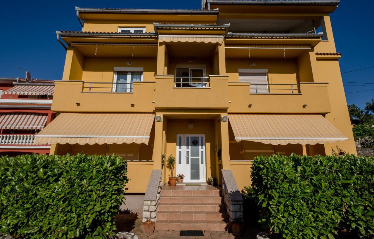 Apartments Silvana In Kampor Exterior foto